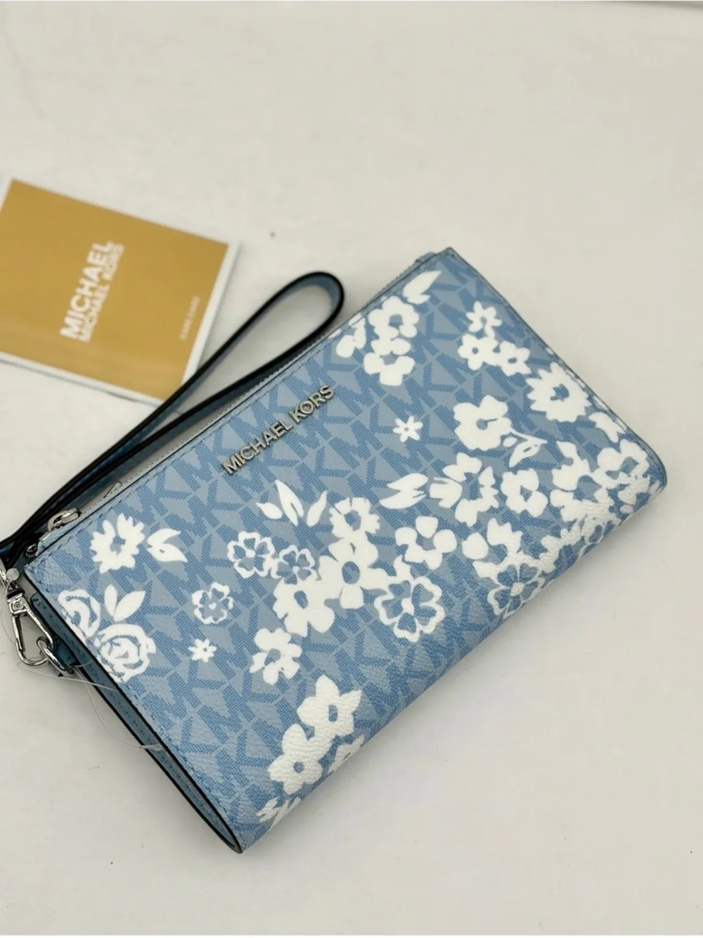 MICHAEL KORS JST Lg Double Zip Printed Sign Logo Wristlet Wallet